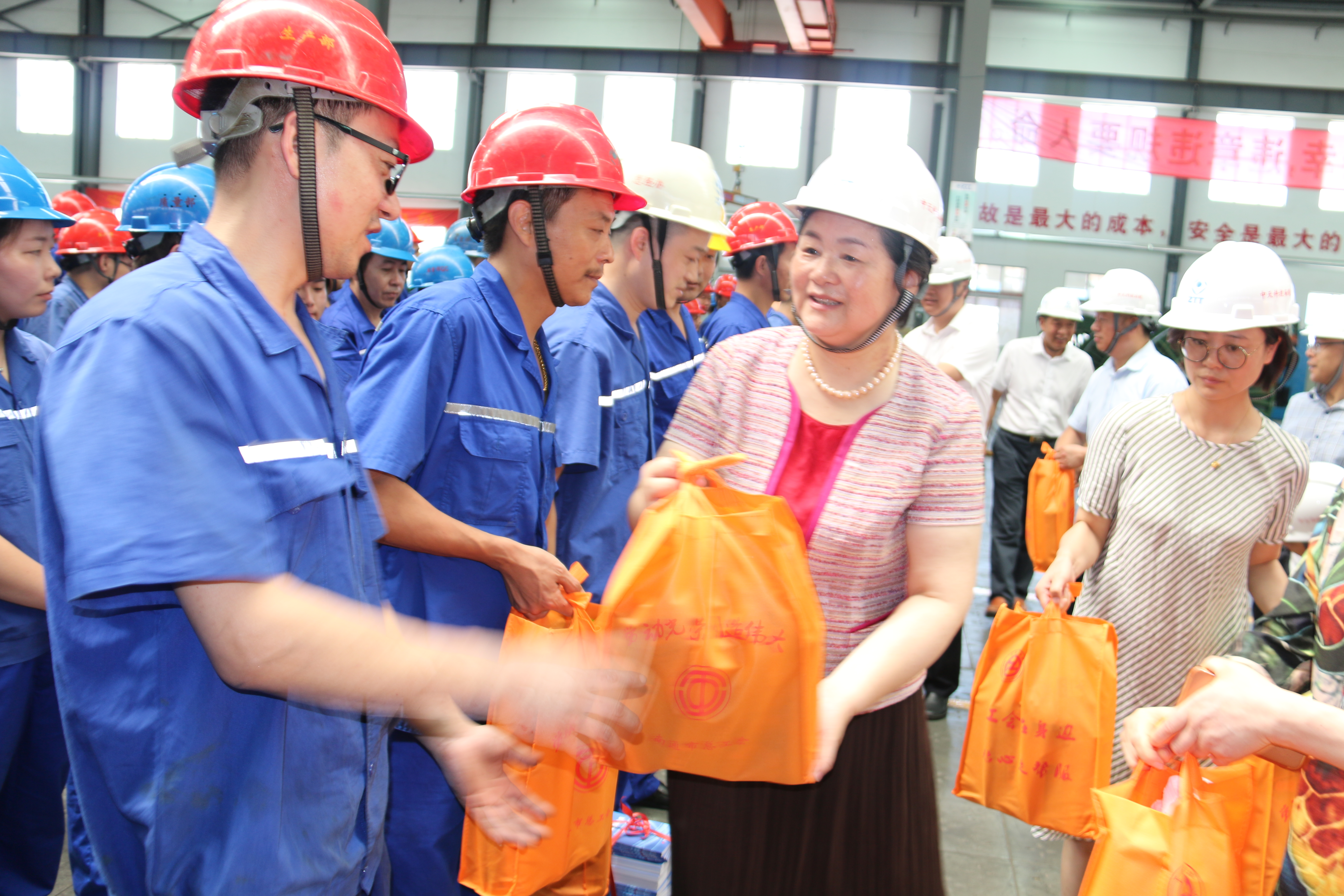 PG����(����)����IOS/��׿��/�ֻ���APP����