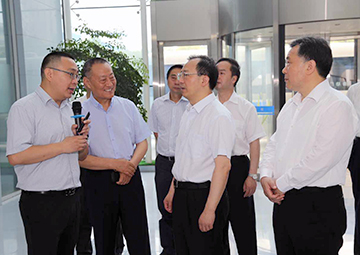 ����ίԱ������Ժ���鳤�������������� ʱ�ν���ʡί�������¡����PG���ӿƼ�