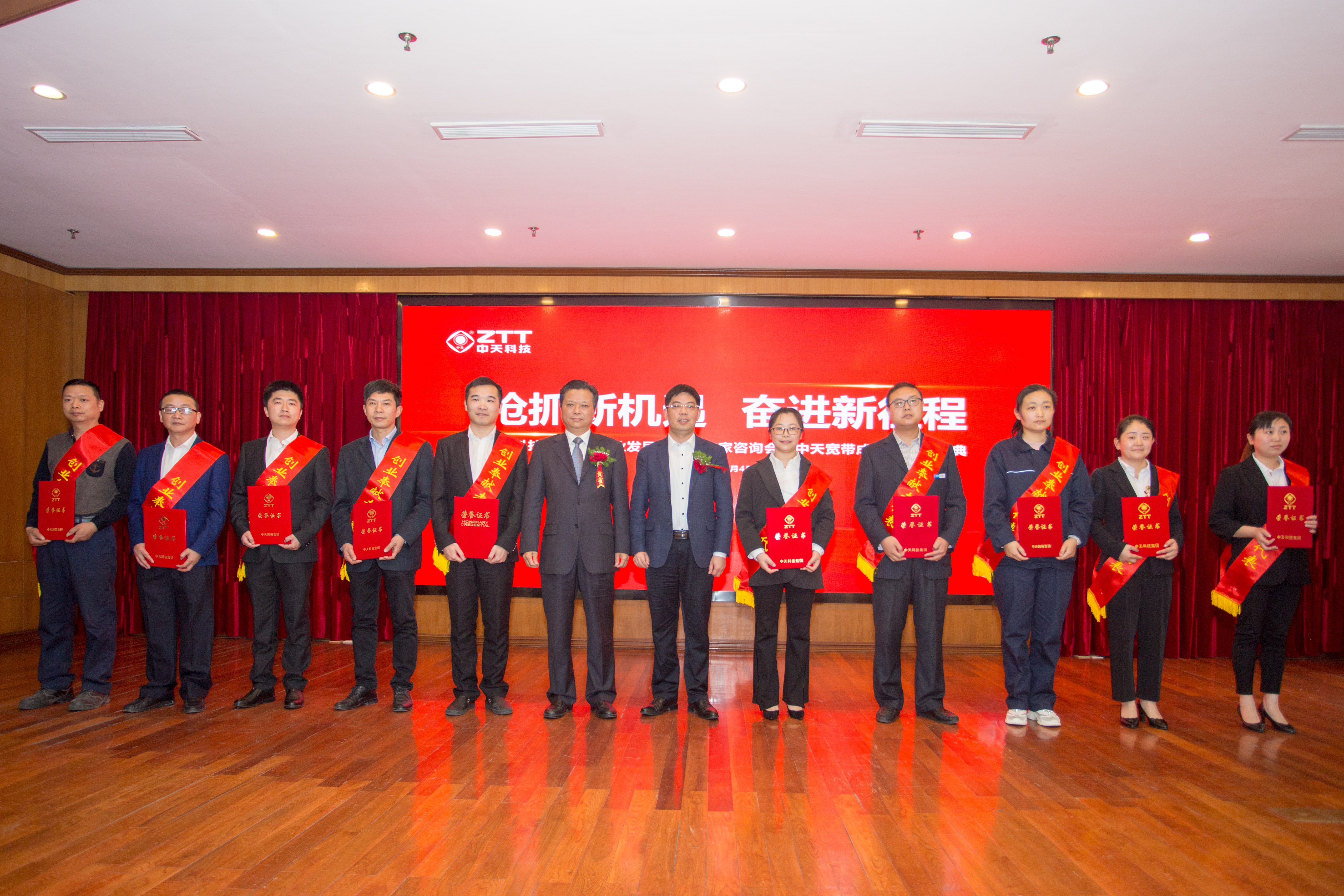 PG����(����)����IOS/��׿��/�ֻ���APP����